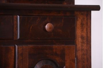 中古　美品　松本民芸家具　F型食器棚(カップボード)(定価73万6千円)