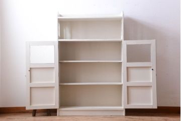 アンティーク家具　アンティークペイント　おしゃれな本箱(ブックケース)