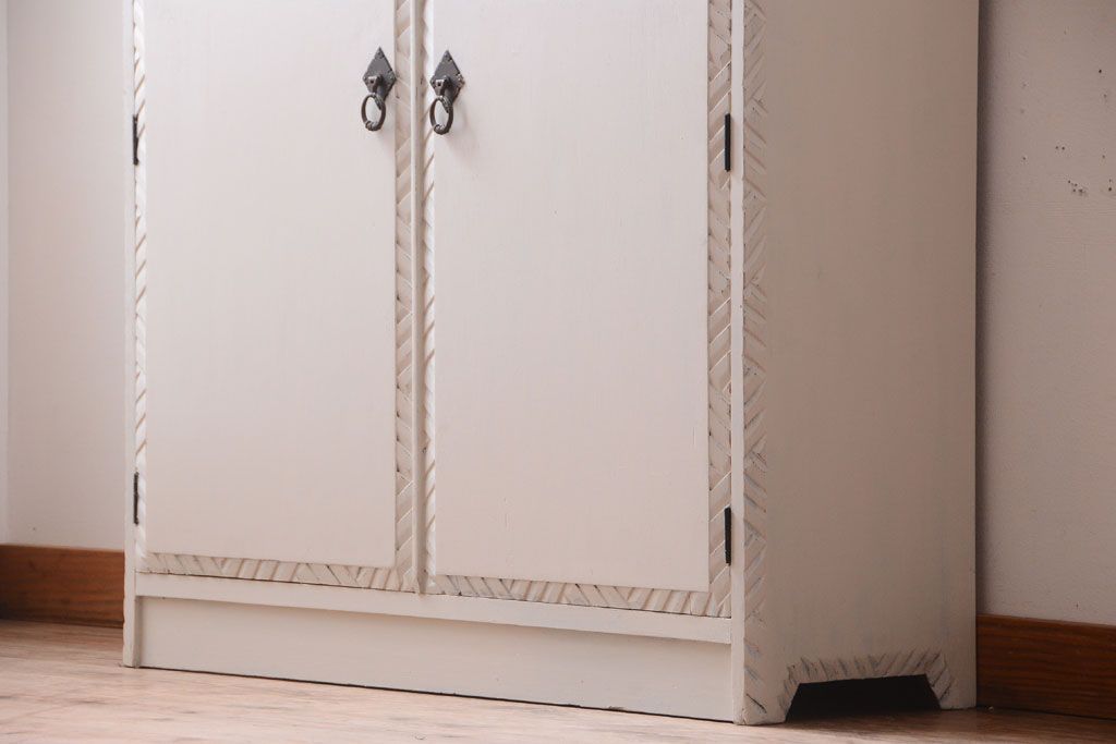 アンティーク家具　アンティークペイント　おしゃれな本箱(ブックケース)