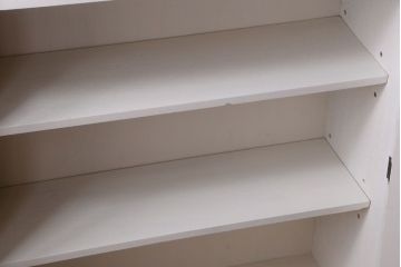 アンティーク家具　アンティークペイント　おしゃれな本箱(ブックケース)