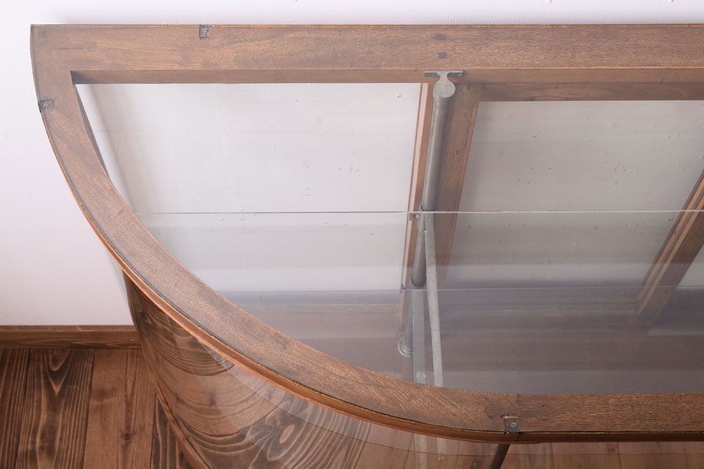 レトロ家具　Rガラス!昭和レトロな脚付きガラスケース