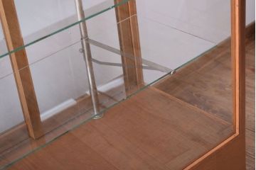 レトロ家具　Rガラス!昭和レトロな脚付きガラスケース