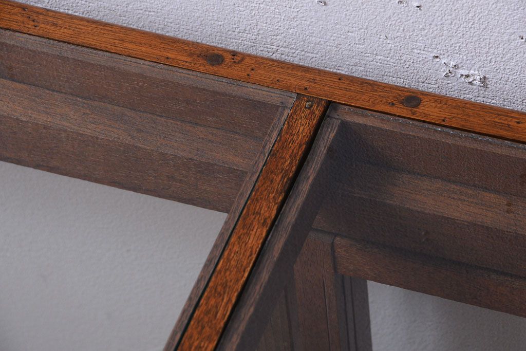 アンティーク家具　和製アンティーク　古い木製の背の低いガラスケース(ローボード)(2)