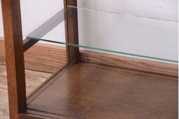 アンティーク家具　和製アンティーク　古い木製の背の低いガラスケース(ローボード)(2)