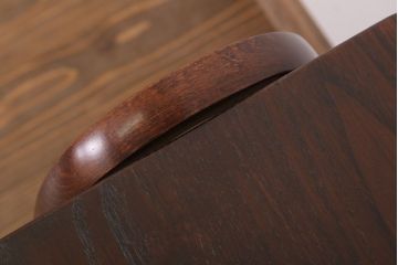 中古　秋田木工　栗材座面のリメイク品　おしゃれな曲げ木スツール(3)