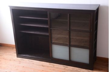 アンティーク家具　古民具・骨董　明治〜大正期　大ぶりでモダンなガラス戸収納棚