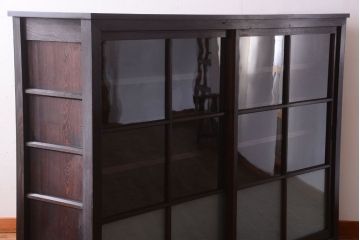 アンティーク家具　古民具・骨董　明治〜大正期　大ぶりでモダンなガラス戸収納棚