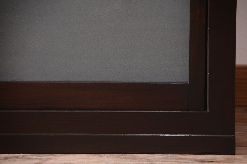 アンティーク家具　古民具・骨董　明治〜大正期　大ぶりでモダンなガラス戸収納棚