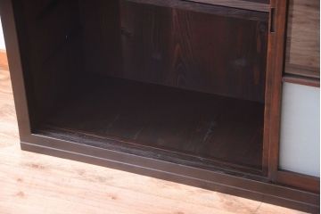 アンティーク家具　古民具・骨董　明治〜大正期　大ぶりでモダンなガラス戸収納棚