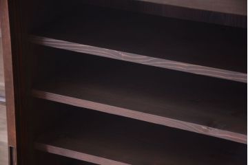 アンティーク家具　古民具・骨董　明治〜大正期　大ぶりでモダンなガラス戸収納棚