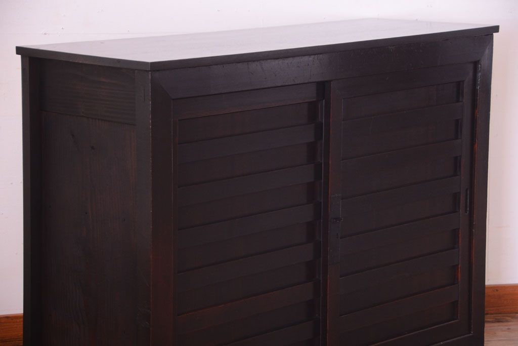 アンティーク家具　アンティーク　四尺　和モダンな収納箪笥サイドボード(水屋箪笥)