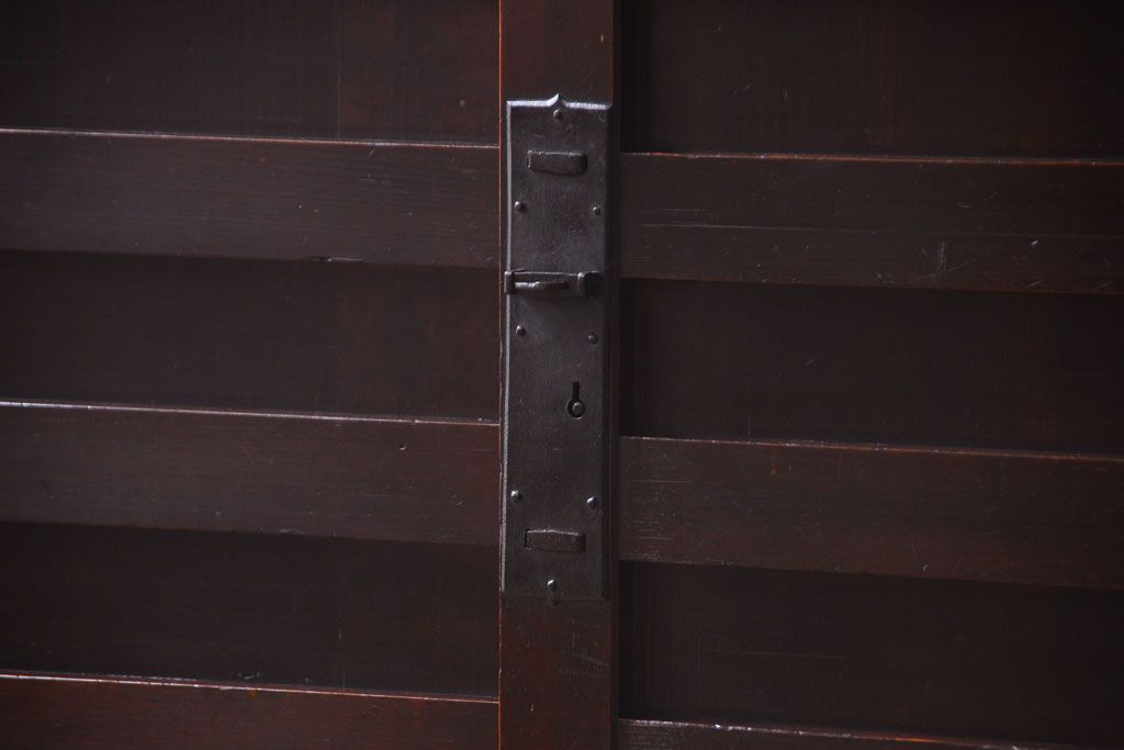 アンティーク家具　アンティーク　四尺　和モダンな収納箪笥サイドボード(水屋箪笥)