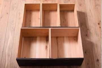 丸金具付き　リメイク品　アンティークのペイントサイドテーブル