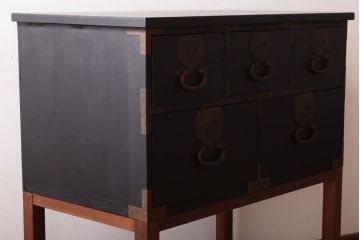 丸金具付き　リメイク品　アンティークのペイントサイドテーブル