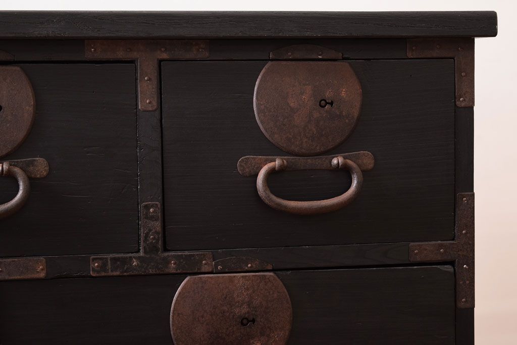 丸金具付き　リメイク品　アンティークのペイントサイドテーブル