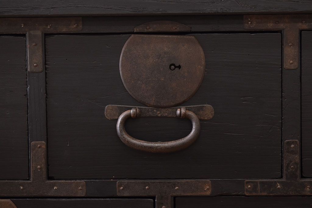 丸金具付き　リメイク品　アンティークのペイントサイドテーブル