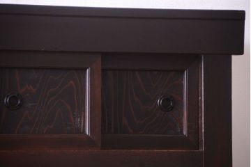 アンティーク家具　骨董・古民具　希少なデザイン　五尺　飾り棚付き関西収納箪笥(水屋箪笥)