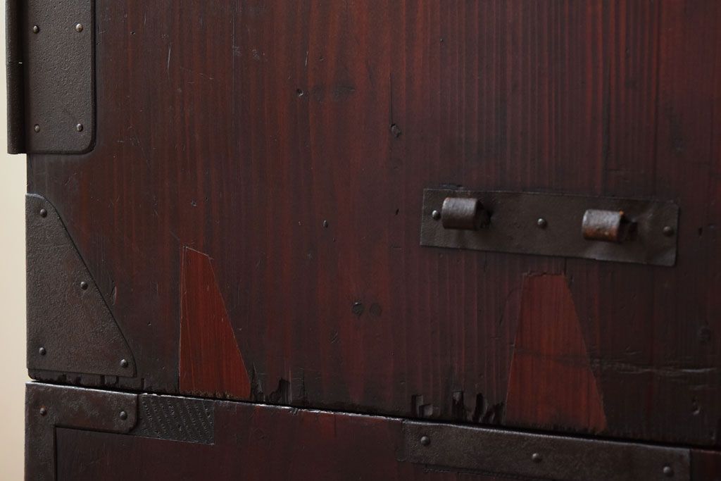 アンティーク家具　古民具・骨董　前面欅材　共縁　上品なアンティーク米沢箪笥