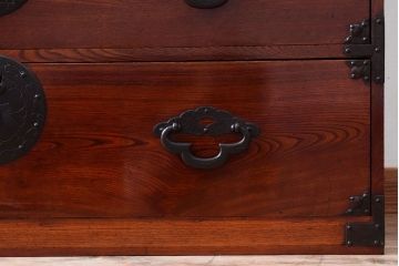 アンティーク家具　古民具・骨董　前面欅材　共縁　上品なアンティーク米沢箪笥