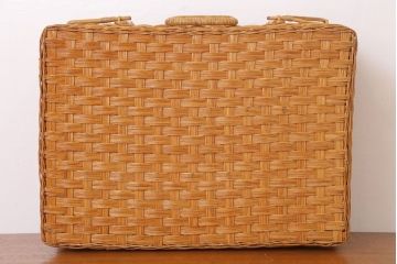 アンティーク雑貨　和製アンティーク　収納に便利なかわいいバスケット(かご・トランク)
