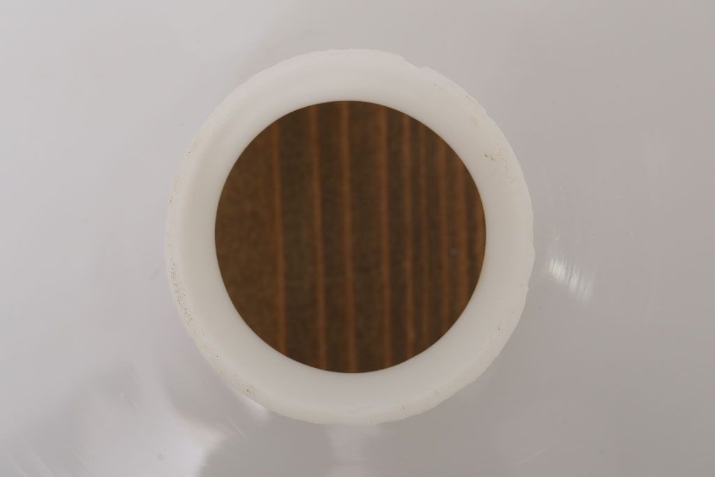 アンティーク　白いガラス製!平笠のレトロな天井照明2つセット