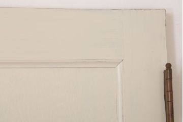 ダイヤガラス入りのレトロなアンティークホワイトペイントドア