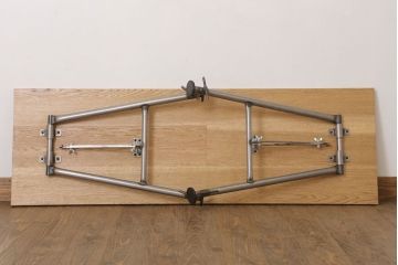 ラフジュ工房オリジナル　鉄脚　ナラ材製折りたたみテーブル(作業台)(2)