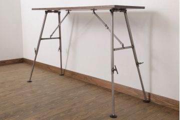 ラフジュ工房オリジナル　鉄脚　ウォールナット材製折りたたみテーブル(作業台)(2)