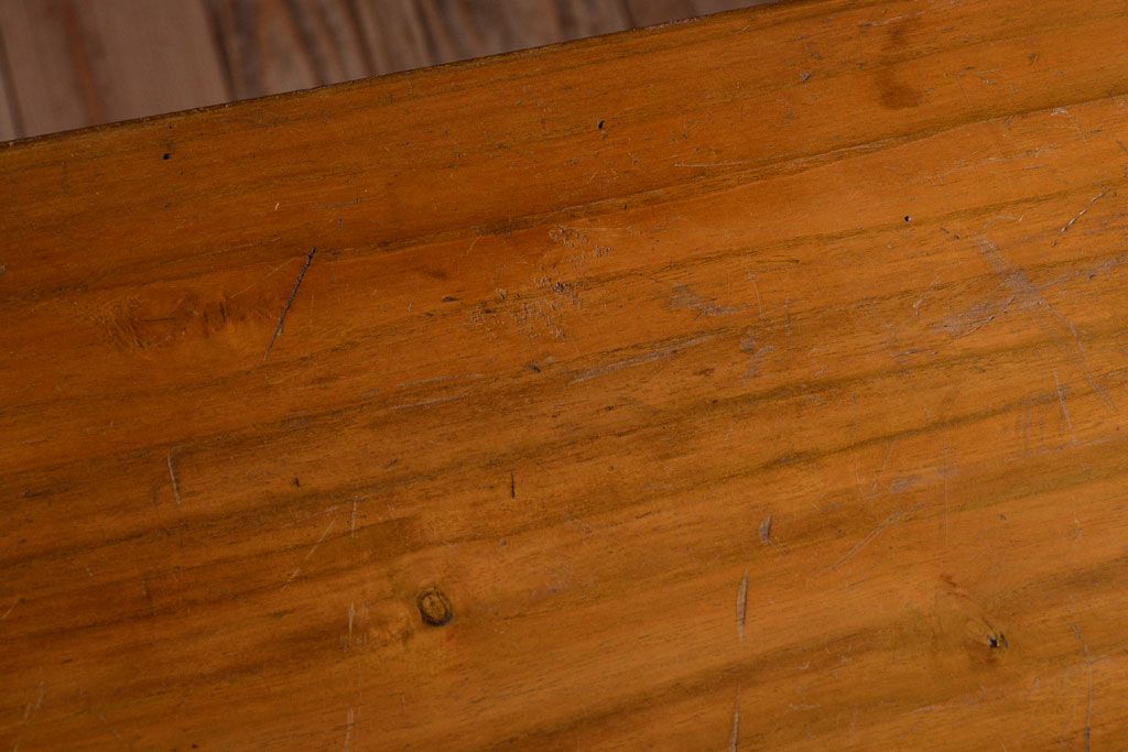 レトロ家具　昭和レトロなアンティーク本箱(ブックケース)