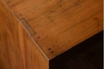 レトロ家具　昭和レトロなアンティーク本箱(ブックケース)