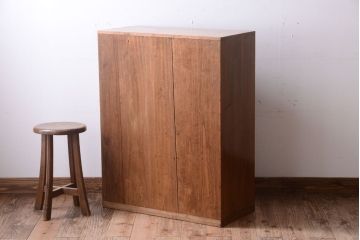 レトロ家具　昭和レトロなアンティーク本箱(ブックケース)