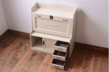 アンティーク家具　アイボリーペイント!小ぶりなアンティークライティングビューロー(机)