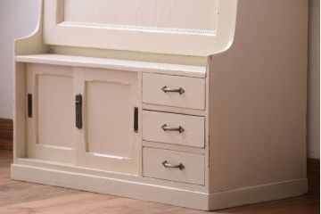 アンティーク家具　アイボリーペイント!小ぶりなアンティークライティングビューロー(机)