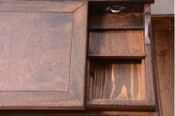 アンティーク家具　古い栓材　上質な意匠のアンティーク簿記机(ライティングビューロー)