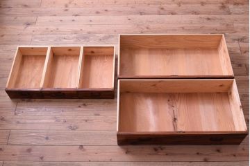 アンティーク家具　黒柿材貼り!和製アンティークの3段箪笥