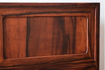 アンティーク家具　黒柿材貼り!和製アンティークの3段箪笥