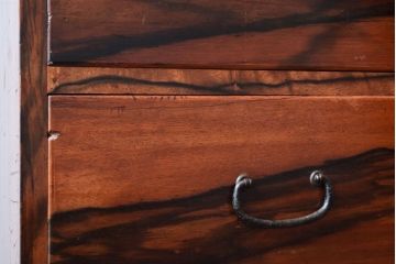 アンティーク家具　黒柿材貼り!和製アンティークの3段箪笥