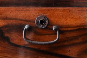 アンティーク家具　黒柿材貼り!和製アンティークの3段箪笥