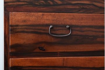 アンティーク家具　黒柿材貼り!和製アンティークの3段箪笥