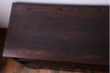 アンティーク家具　結霜ガラス入り!上品な古い時代箪笥の脚付きサイドボード