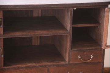 アンティーク家具　結霜ガラス入り!上品な古い時代箪笥の脚付きサイドボード