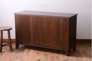 アンティーク家具　結霜ガラス入り!上品な古い時代箪笥の脚付きサイドボード