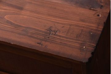 アンティーク家具　古い木製のアンティーク収納戸棚(キャビネット)