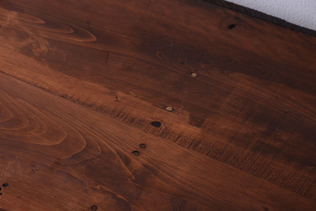 アンティーク家具　古い木製のアンティーク収納戸棚(キャビネット)