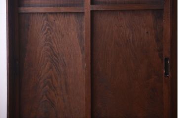 アンティーク家具　古い木製のアンティーク収納戸棚(キャビネット)