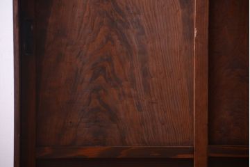 アンティーク家具　古い木製のアンティーク収納戸棚(キャビネット)