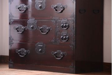アンティーク家具　古民具・骨董　一本物　巾着金具　松本衣装箪笥