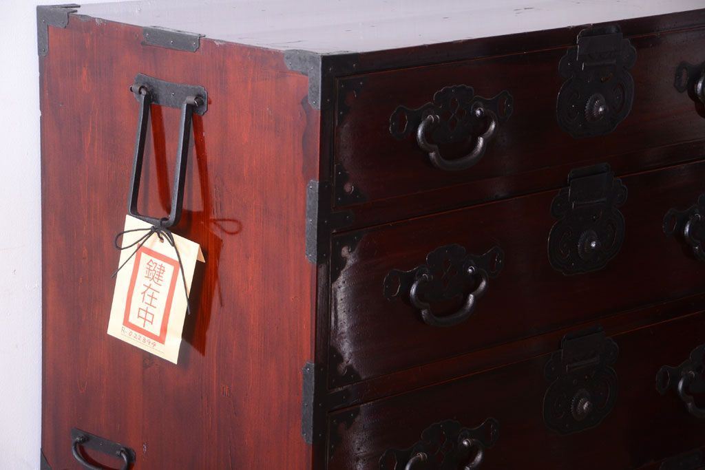 アンティーク家具　古民具・骨董　一本物　巾着金具　松本衣装箪笥