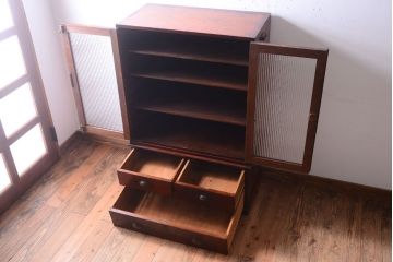 アンティーク家具　モールガラス入り!古い木製の二段重ねアンティーク収納棚