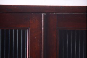 アンティーク家具　モールガラス入り!古い木製の二段重ねアンティーク収納棚